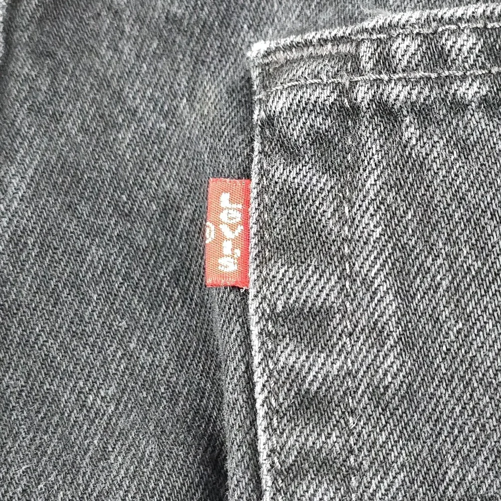 Vintage Levi's 501 Button Fly Jeans Mens 38x30‎ Black Bat Wing Red Tab Y2K